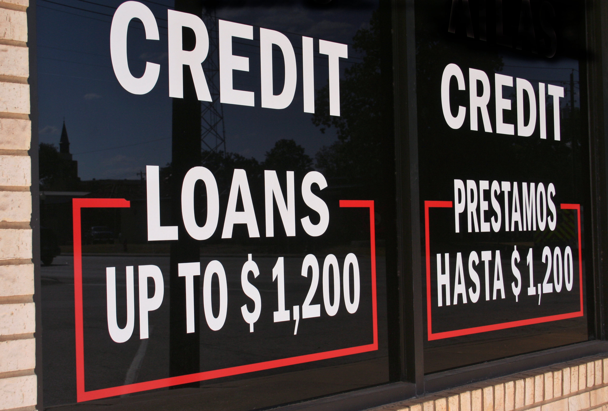 Ethics watchdog issues report on payday loan industry lobbying