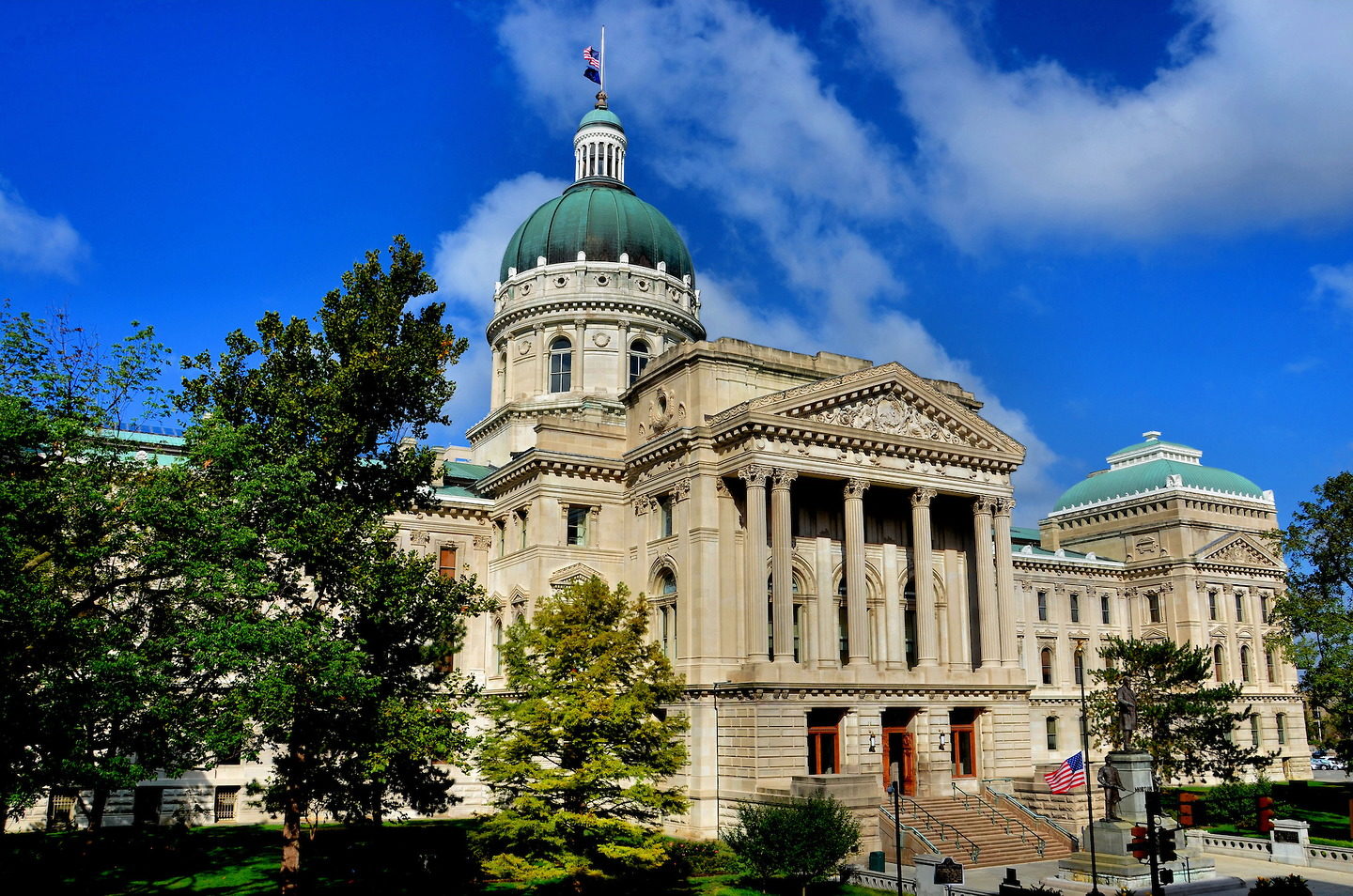 Republicans outraise Democrats by 128% in Indiana House races