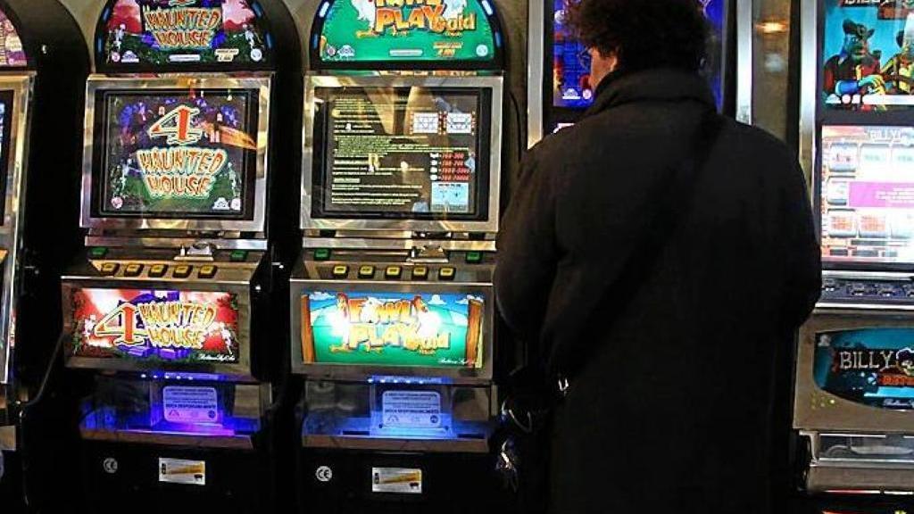 Help available for Illinoisans suffering gambling addiction